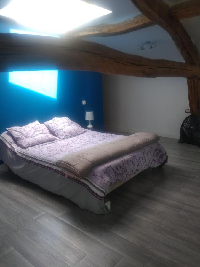 Maison De Campagne A La Ferme Pillac Kültér fotó